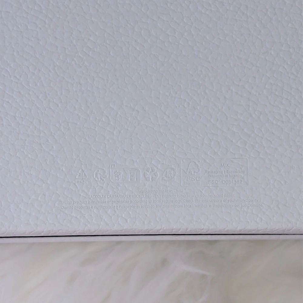 Dior Textured White Box with Gold‎ Logo
